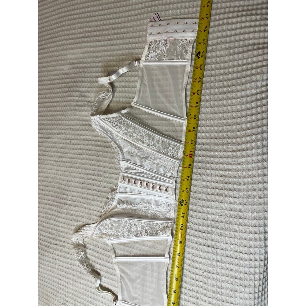 Victoria’s Secret Dream Angel White Floral Lace Satin Bridal Crop Corset Top Med - Picture 5 of 13
